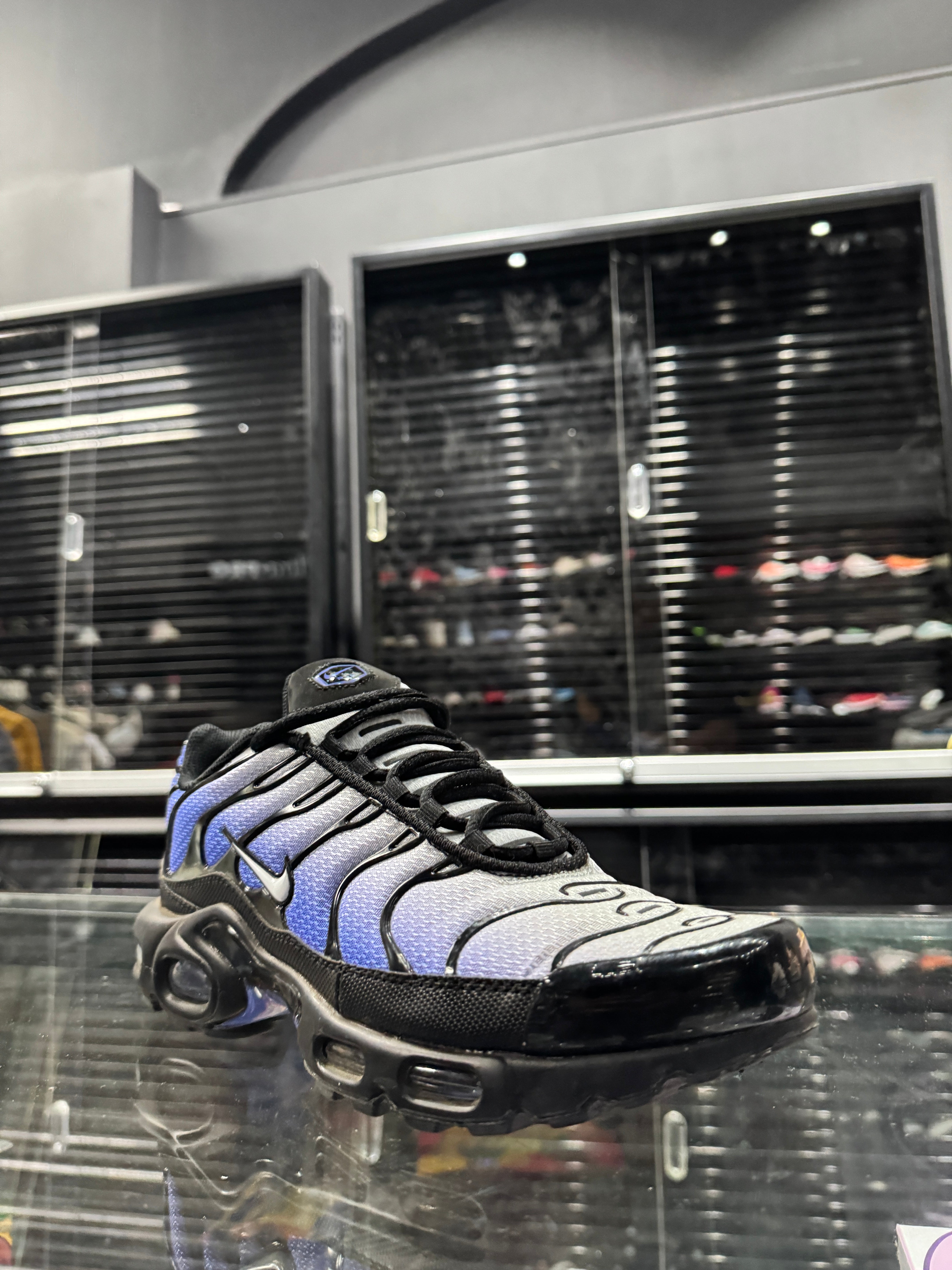 Used Nike Air Max Plus TN Black White Sapphire