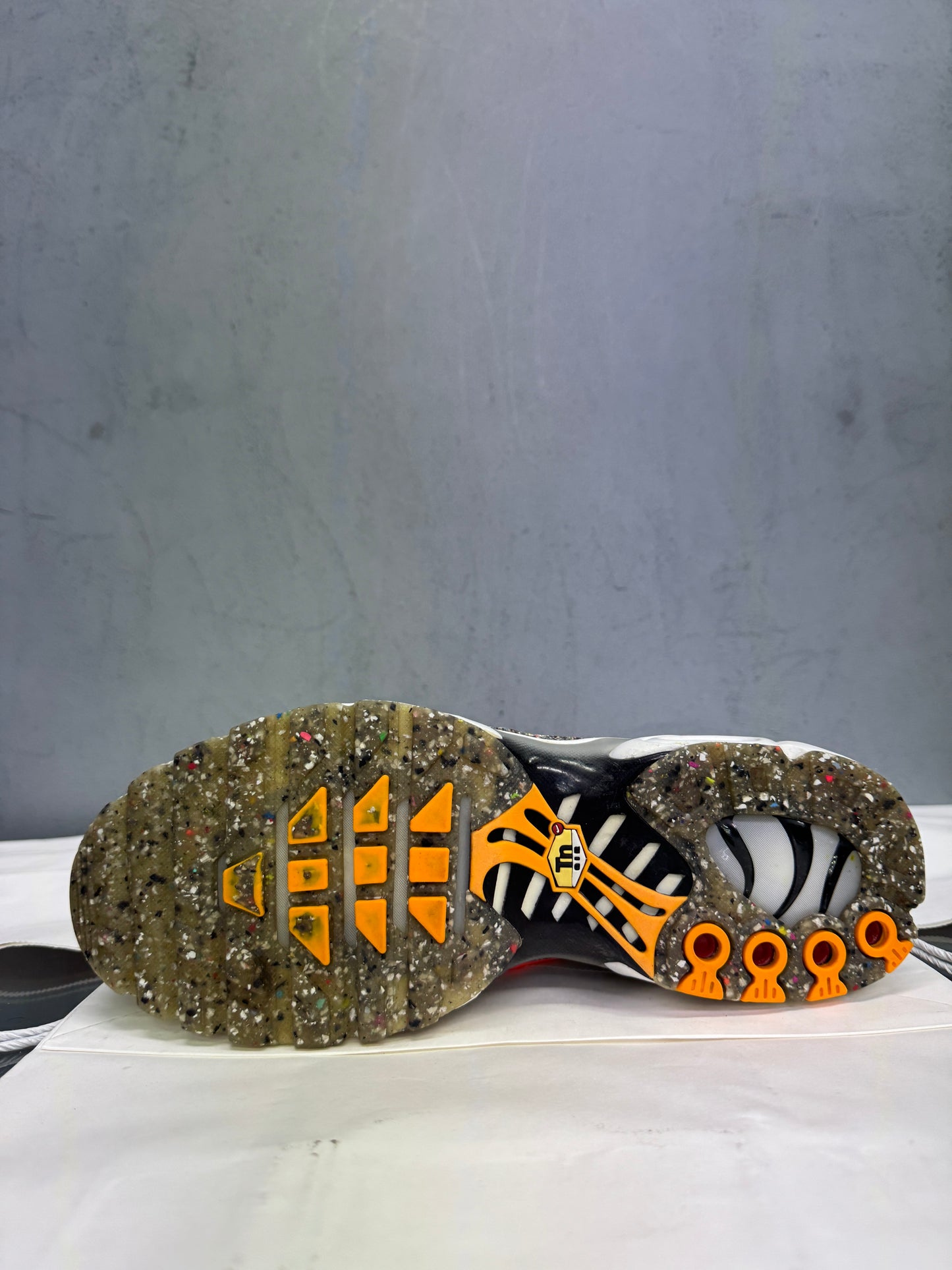 Used TN Crater US Men's 9 - Women's 10.5