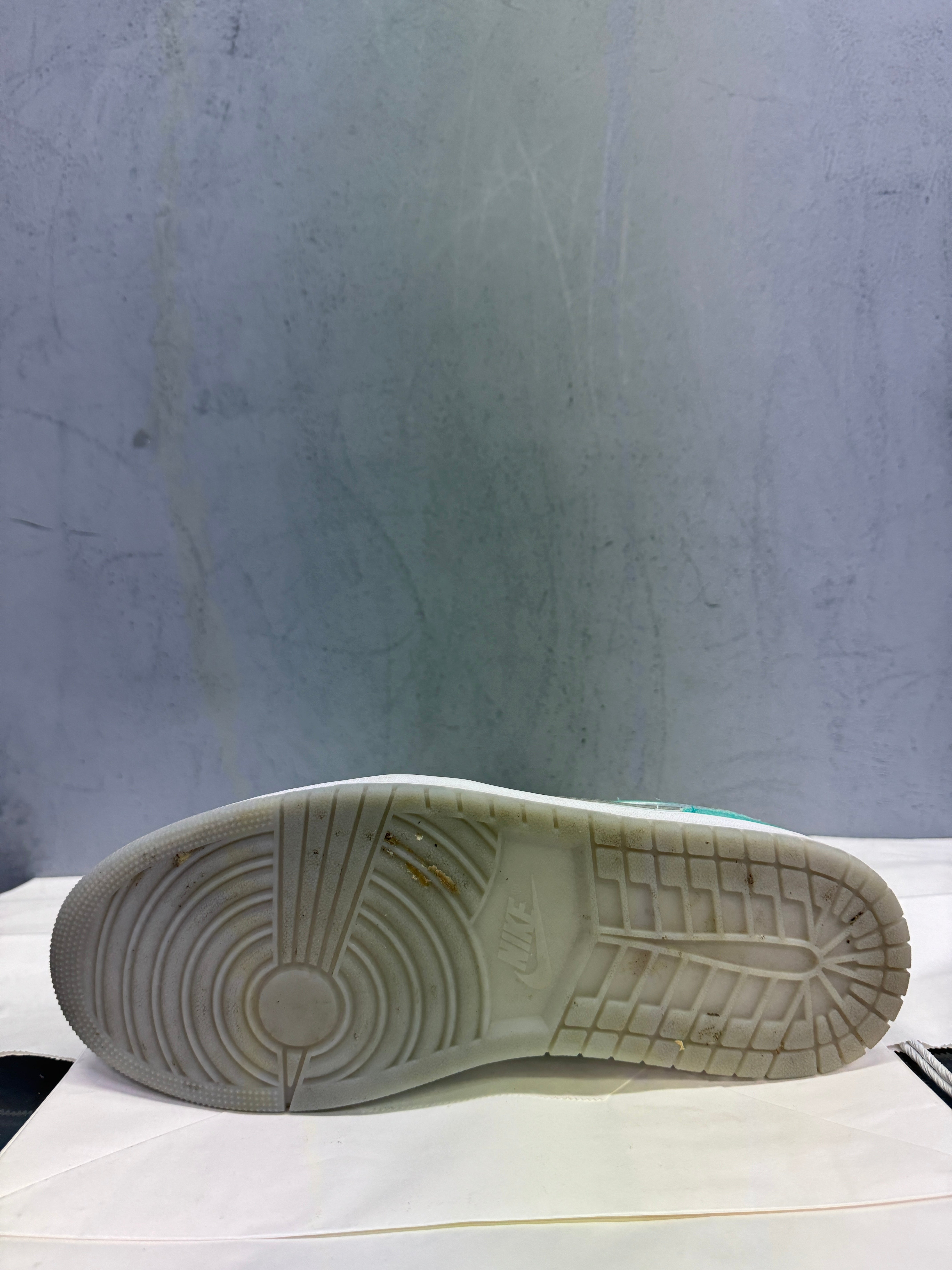 Used Jordan 1 Low SE New Emerald