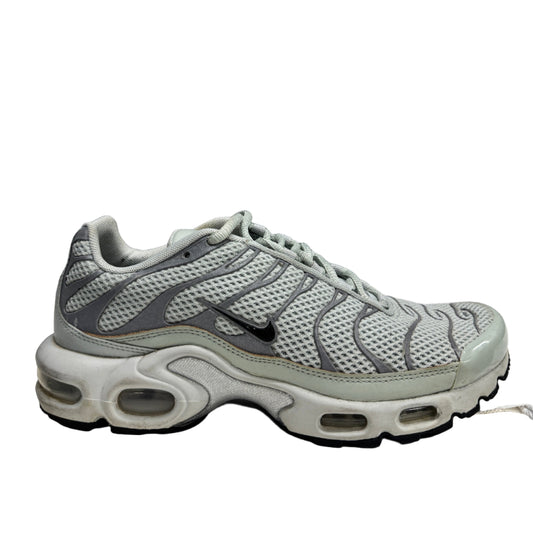 Used TN Light Silver  Black Chrome Women's US Women's 9.5 - Men's 8