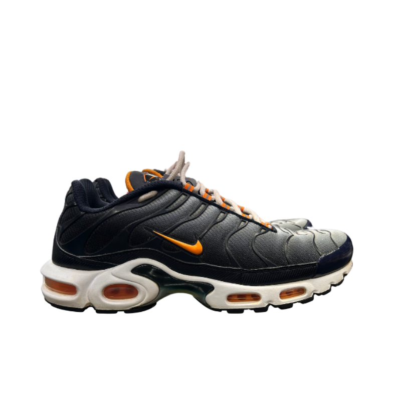 Used  TN Navy Mist 12