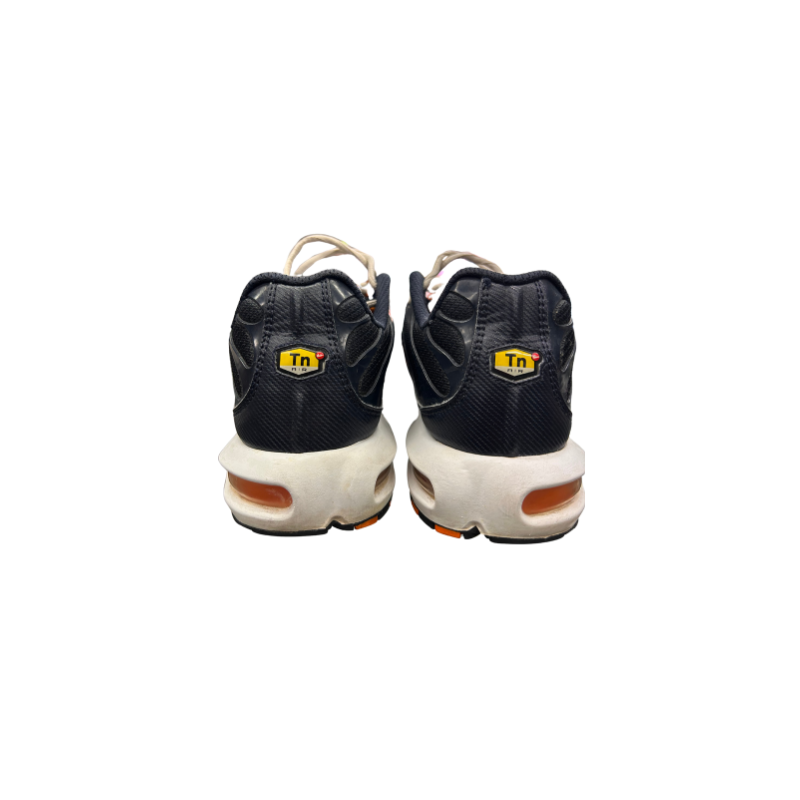 Used  TN Navy Mist 12