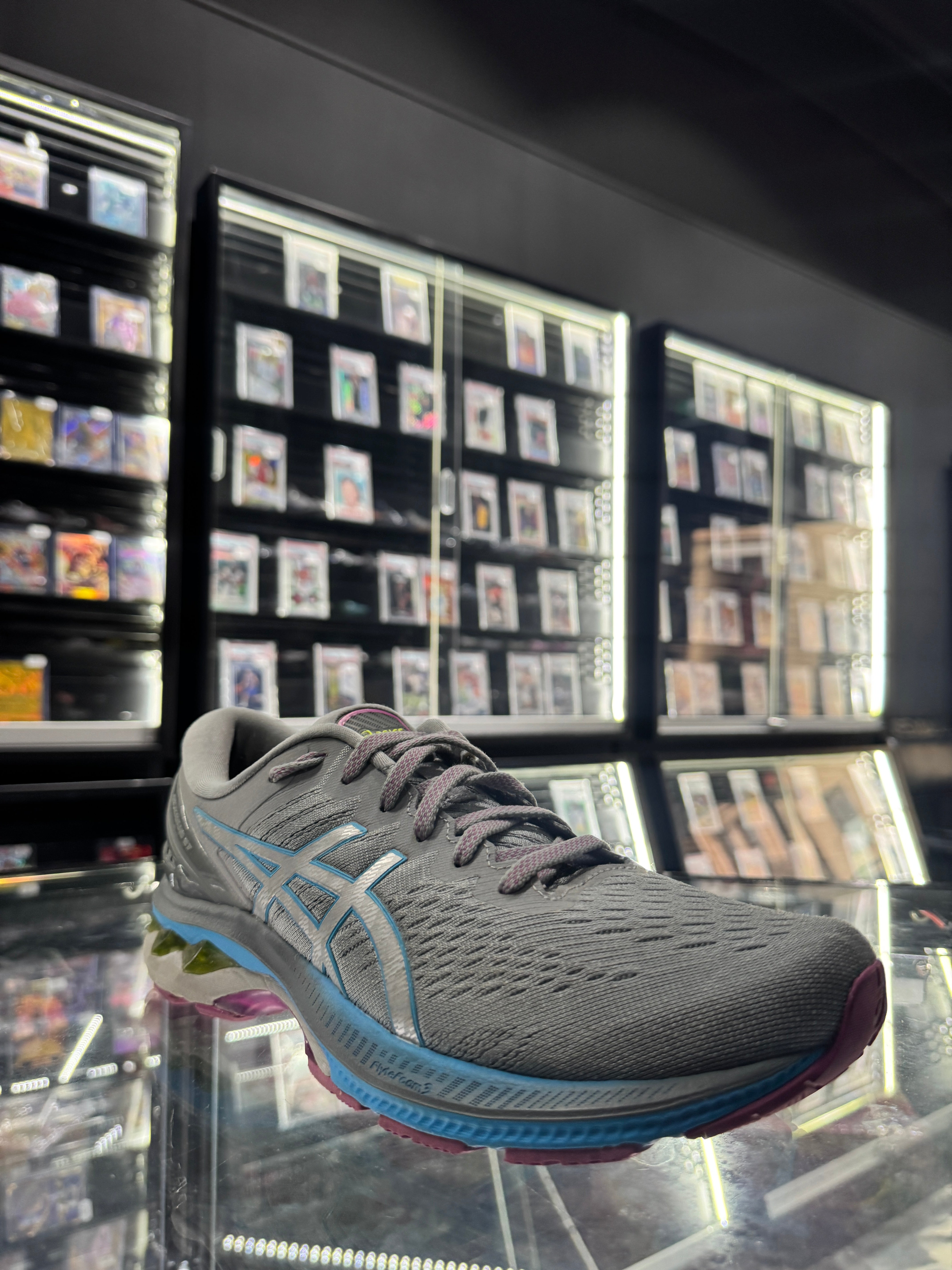 Used ASICS GEL-Kayano 27 Digital Aqua Pure Silver