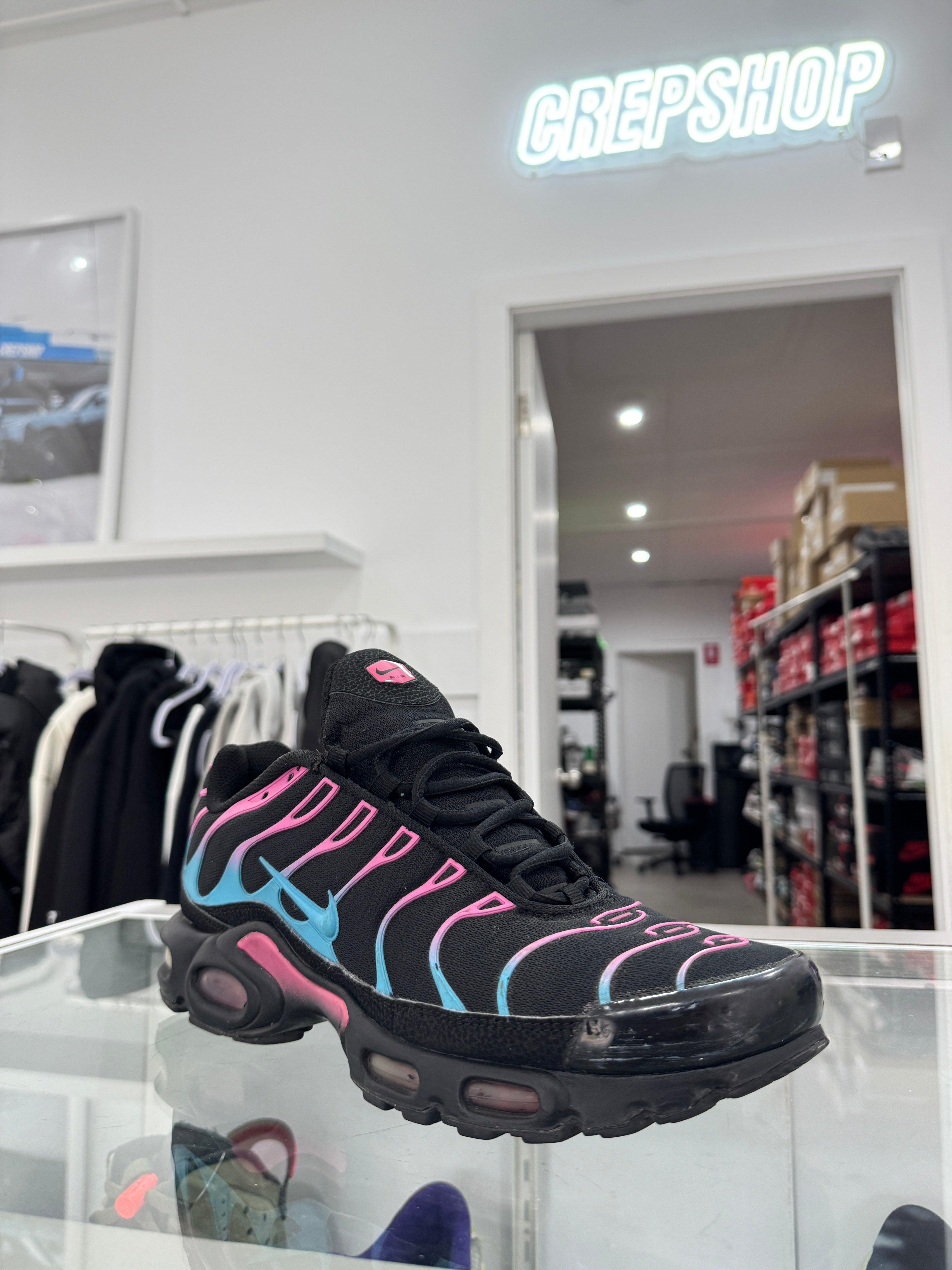 Used Mens Nike Air Max Plus TN Miami Vice