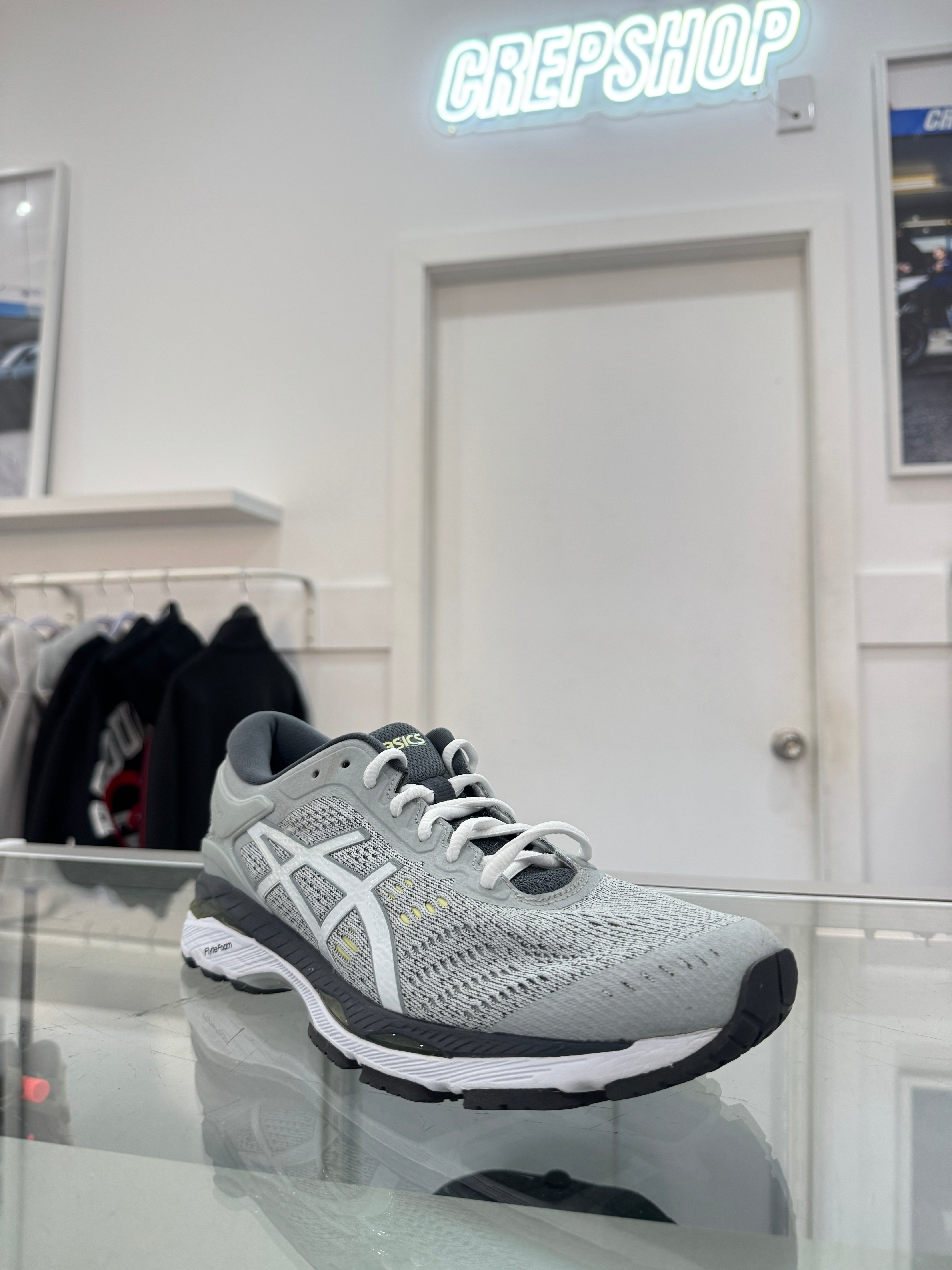 Used ASICS GEL-Kayano 24 Grey Light Green