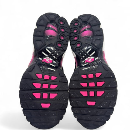 Used TN Black & Laser Fuchsia US 4Y - Women's 5.5
