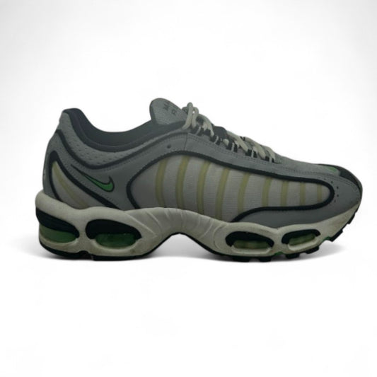 Used Tailwind IV Wolf Grey Green Spark US Men's 11 - Women's 12.5