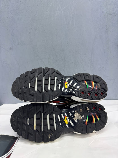 Used TN Rainbow Dark US Women's 10 - Men's 8.5