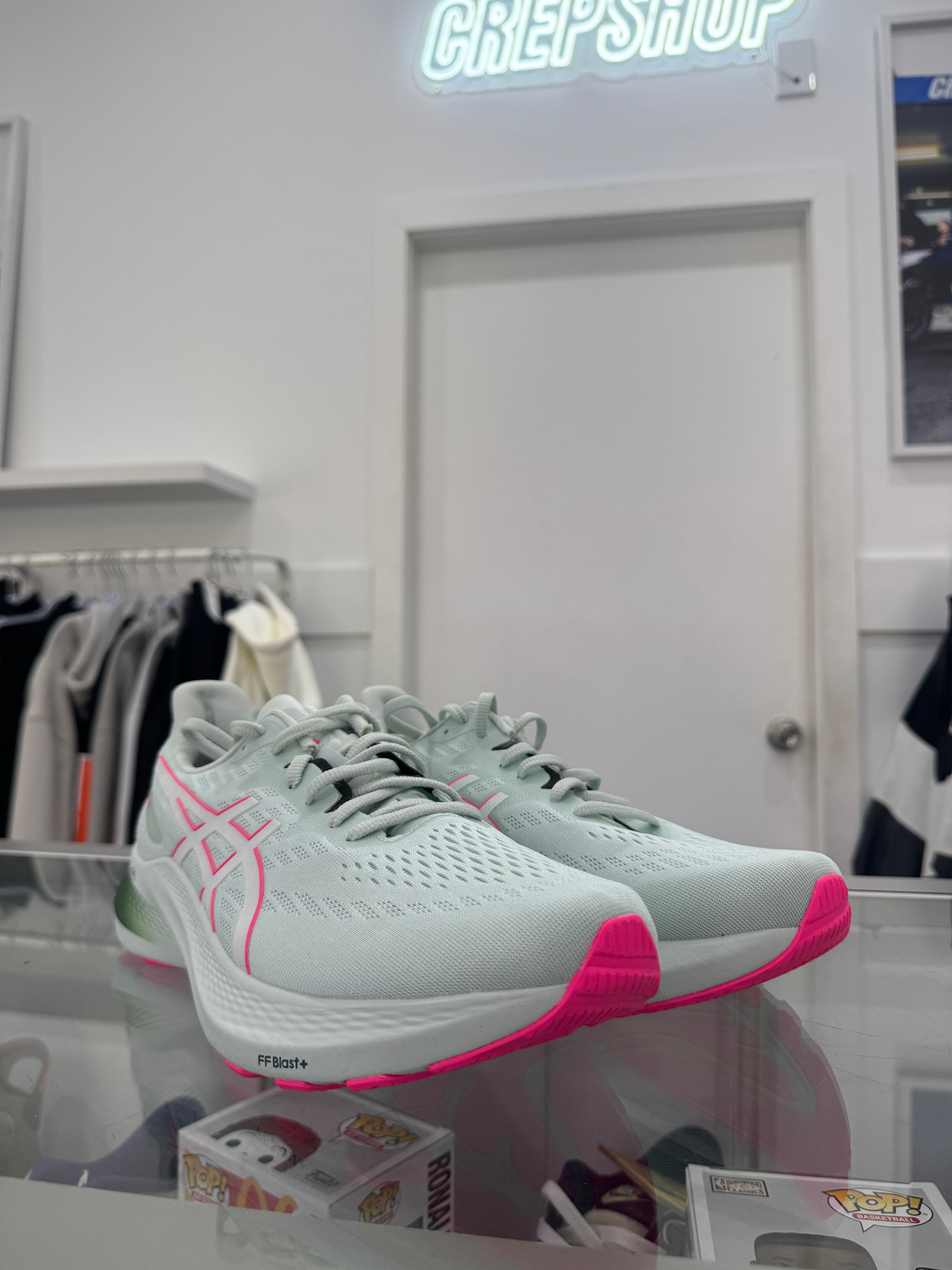 Used ASICS GT-2000 12 Mint Green Pink