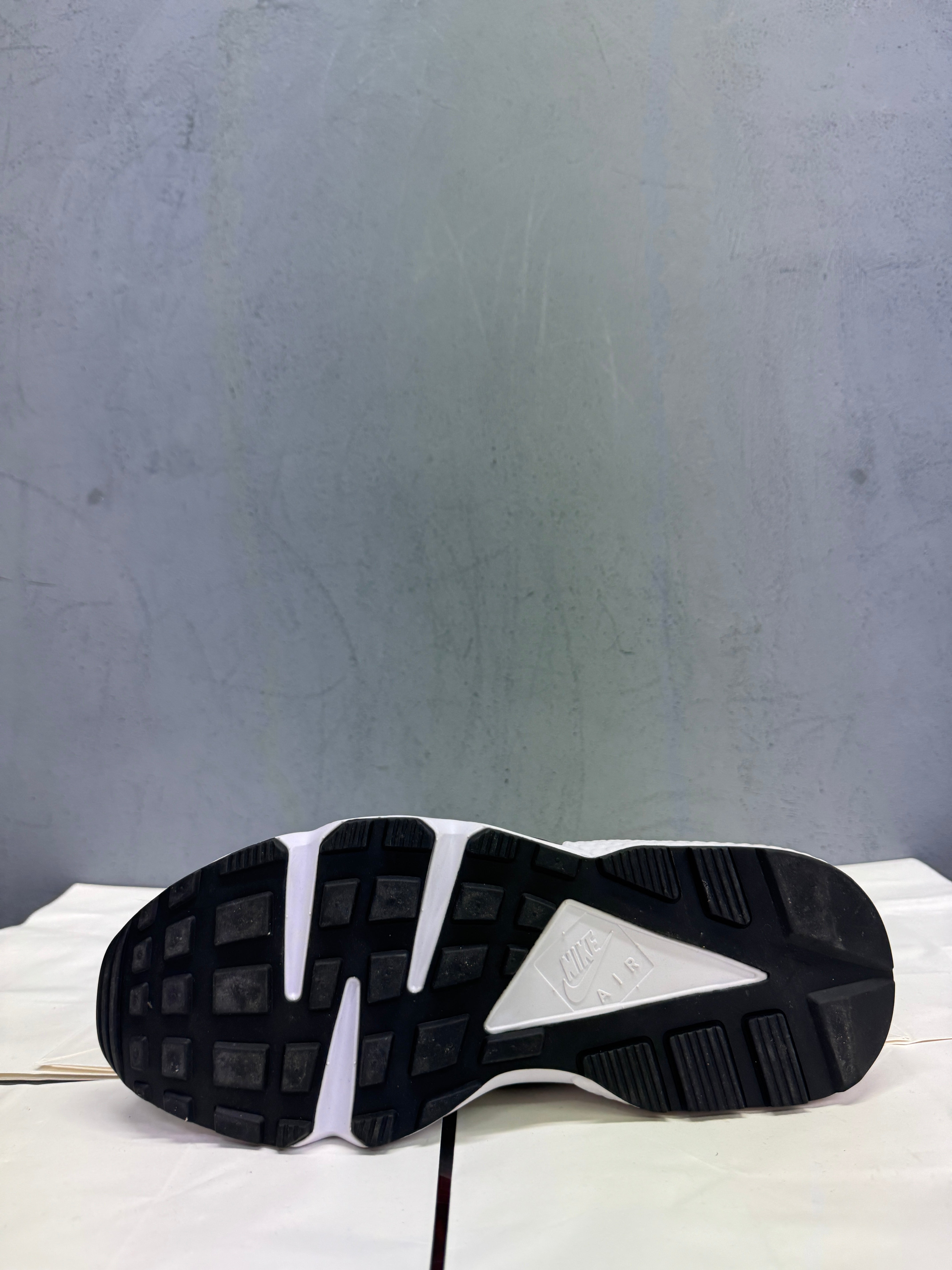 Used Air Huarache Hyper Grape 2022