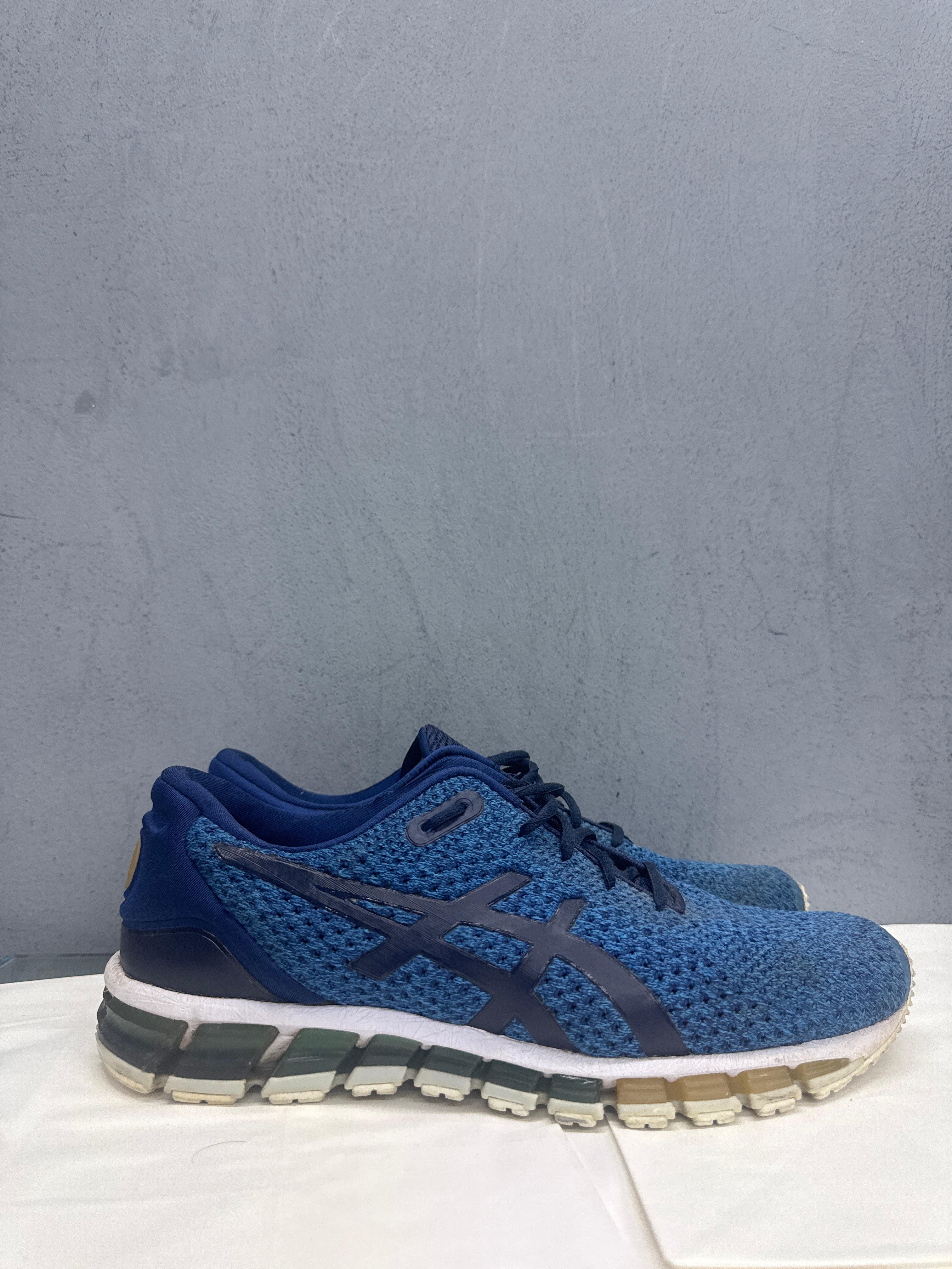 Used GEL-Quantum 360 Knit Indigo Blue