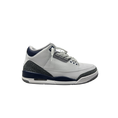 Used Jordan 3 Retro Midnight Navy’ 11