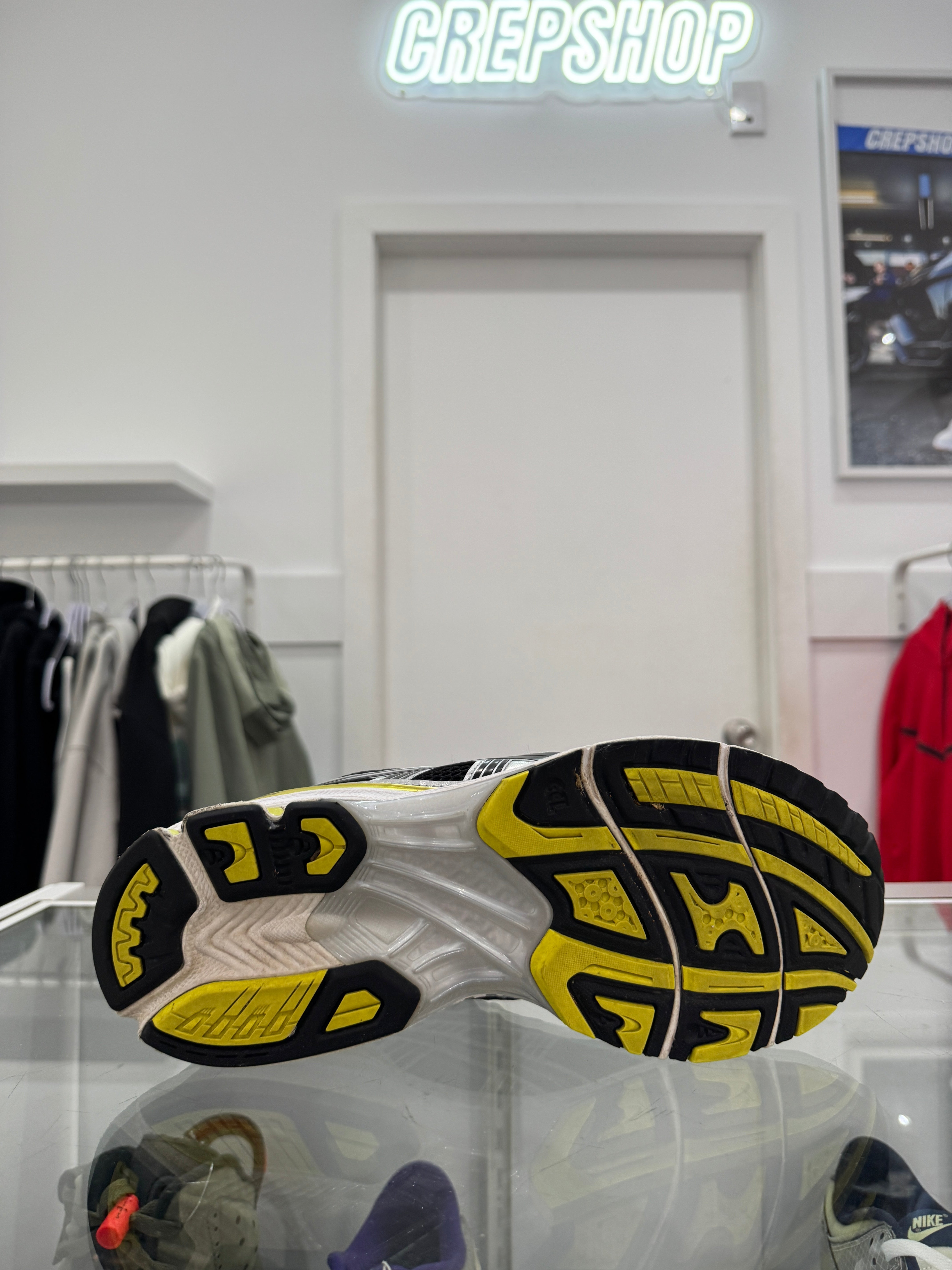 Used ASICS Gel-Kayano 14 Lemon Spark