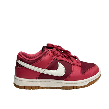 Used Dunk Desert Berry Women's US Women's 7 - Men's 5.5