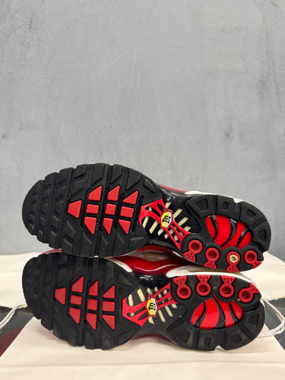 Used TN AM1 University Red Mens US Men's 8 - Women's 9.5