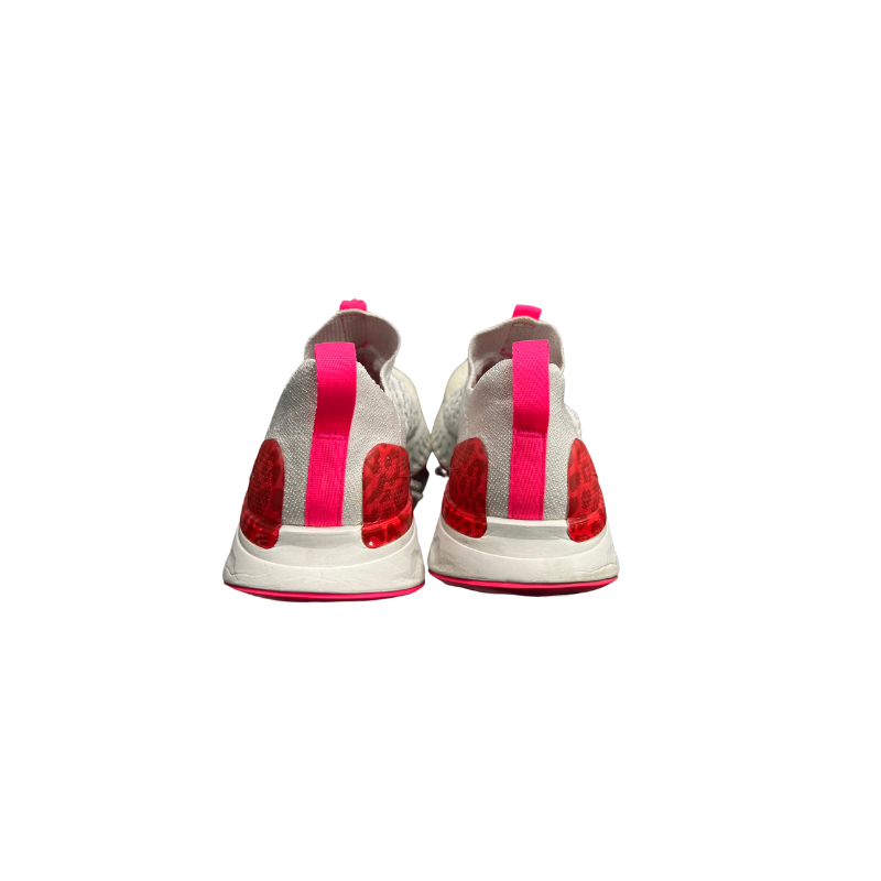 Used React Phantom Run FK2 White Hyper Pink ( Women’s) 11