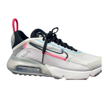 Used Nike 2090 React 7-w