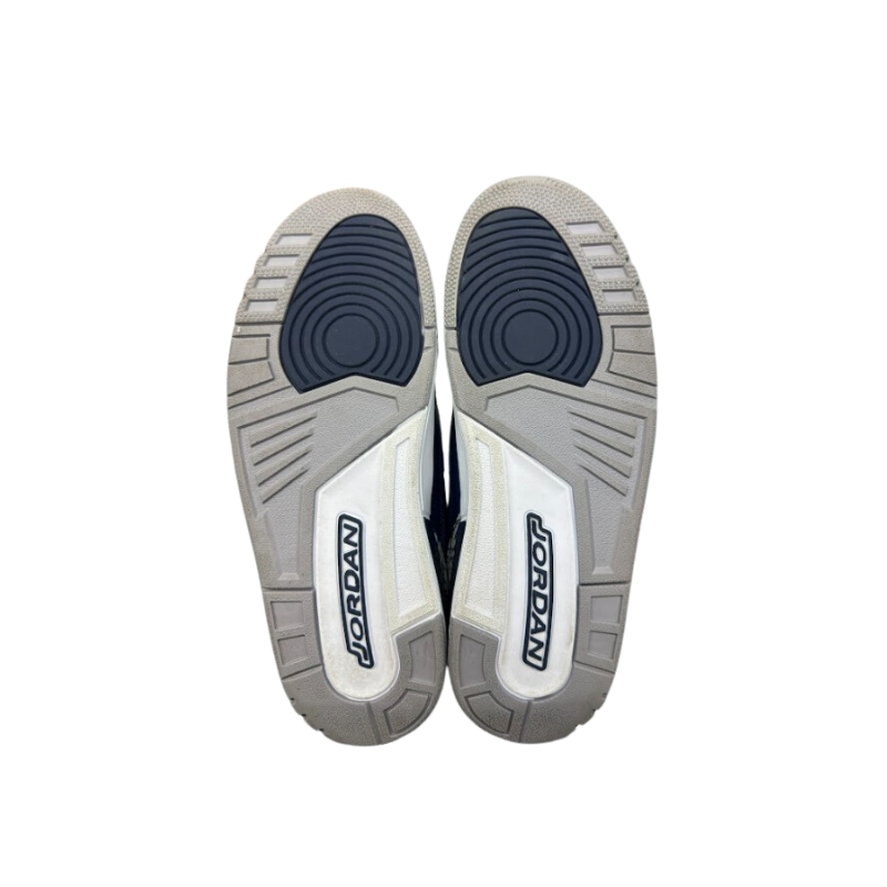 Used Jordan 3 Retro Midnight Navy’ 11