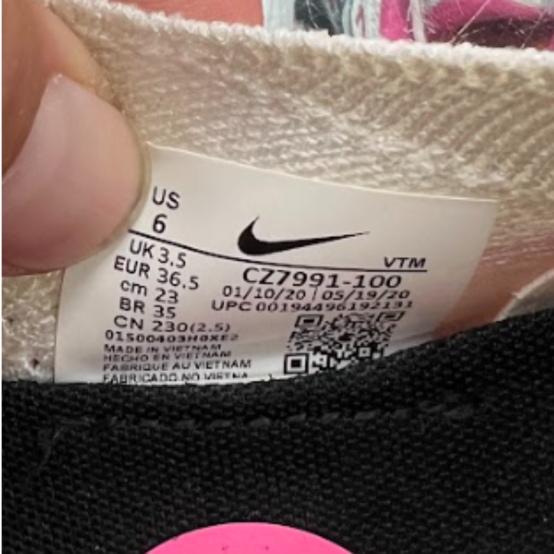Used Nike Phantom React Pink White Green 6-w