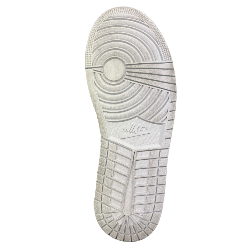 Used Jordan 1 Retro High OG Bleached Coral 9