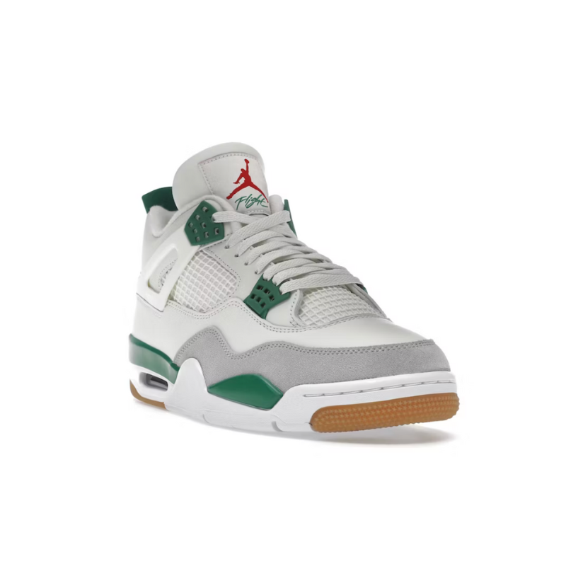 Nike SB x Air Jordan 4 Retro 'Pine Green''