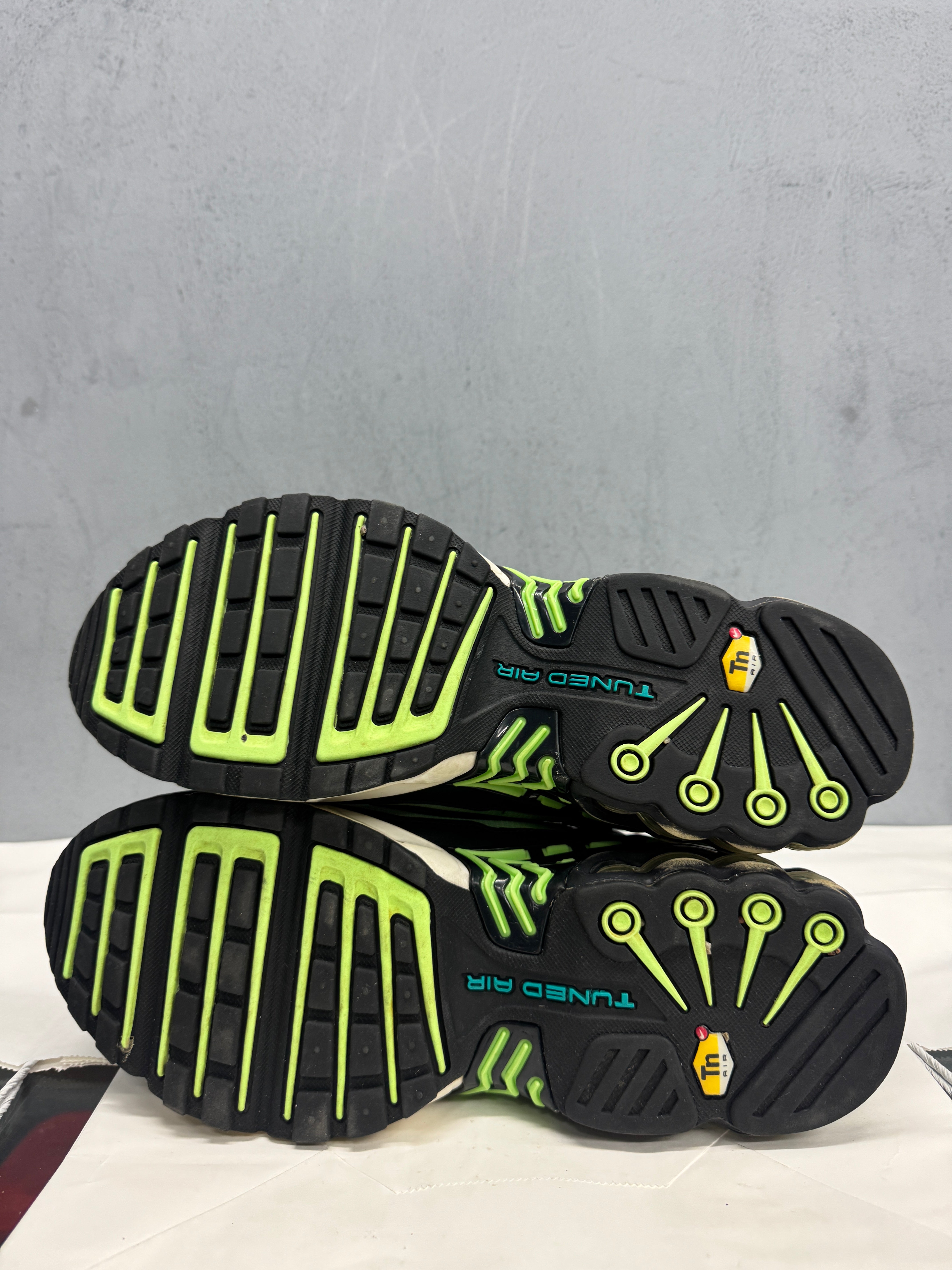 Used Nike Air Max Plus TN 3 'Off Noir Lime Glow'