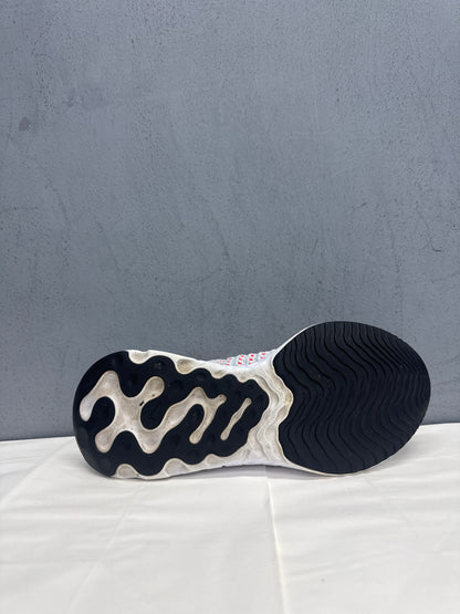 Used Nike React Phantom Run Flyknit 2 Pure Platinum Flash Crimson 8-5-w