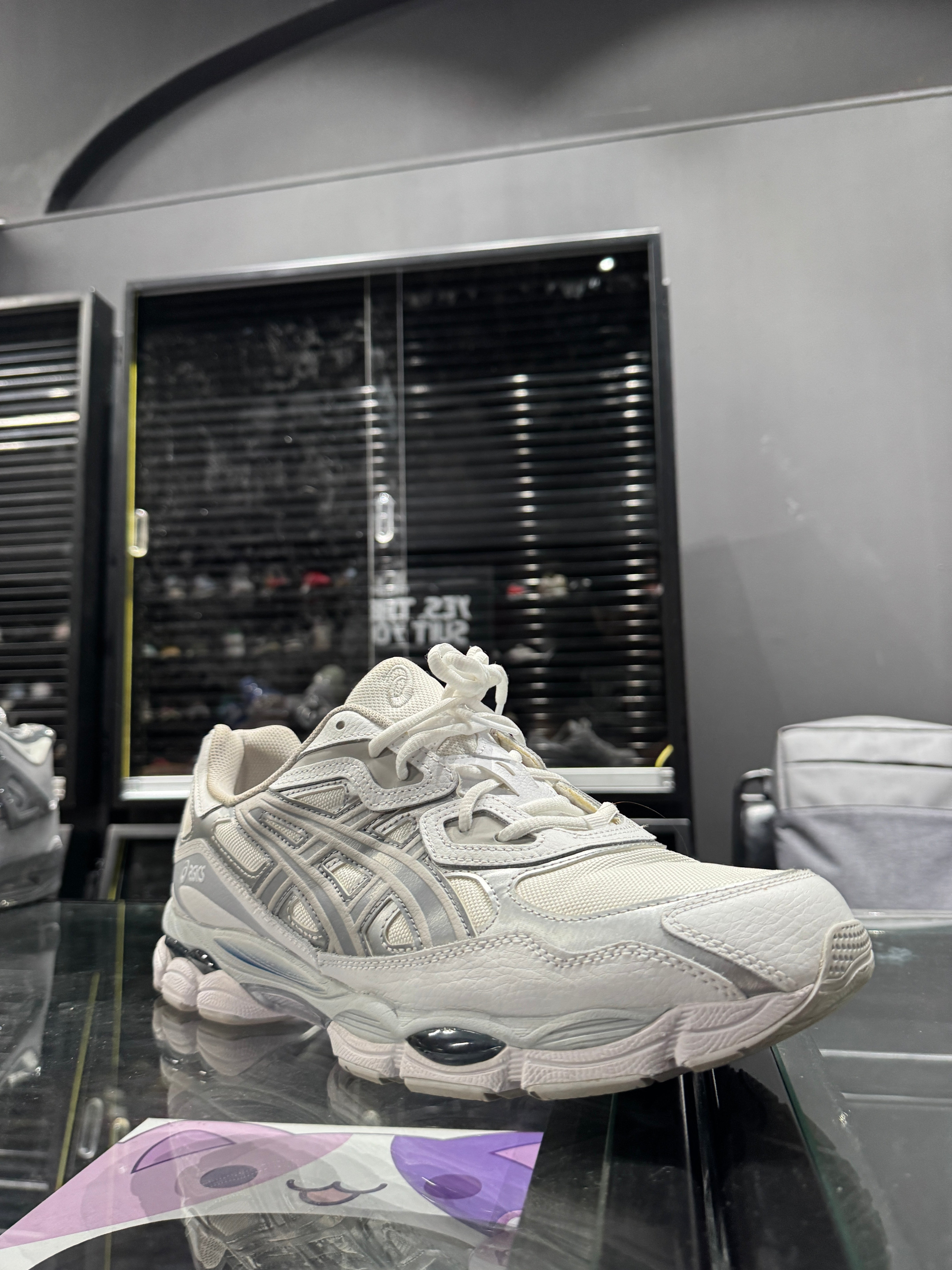 Used ASICS Gel-NYC Cream Cream