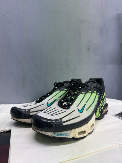 Used TN 3 Off Noir Lime Glow Multiple Sizes