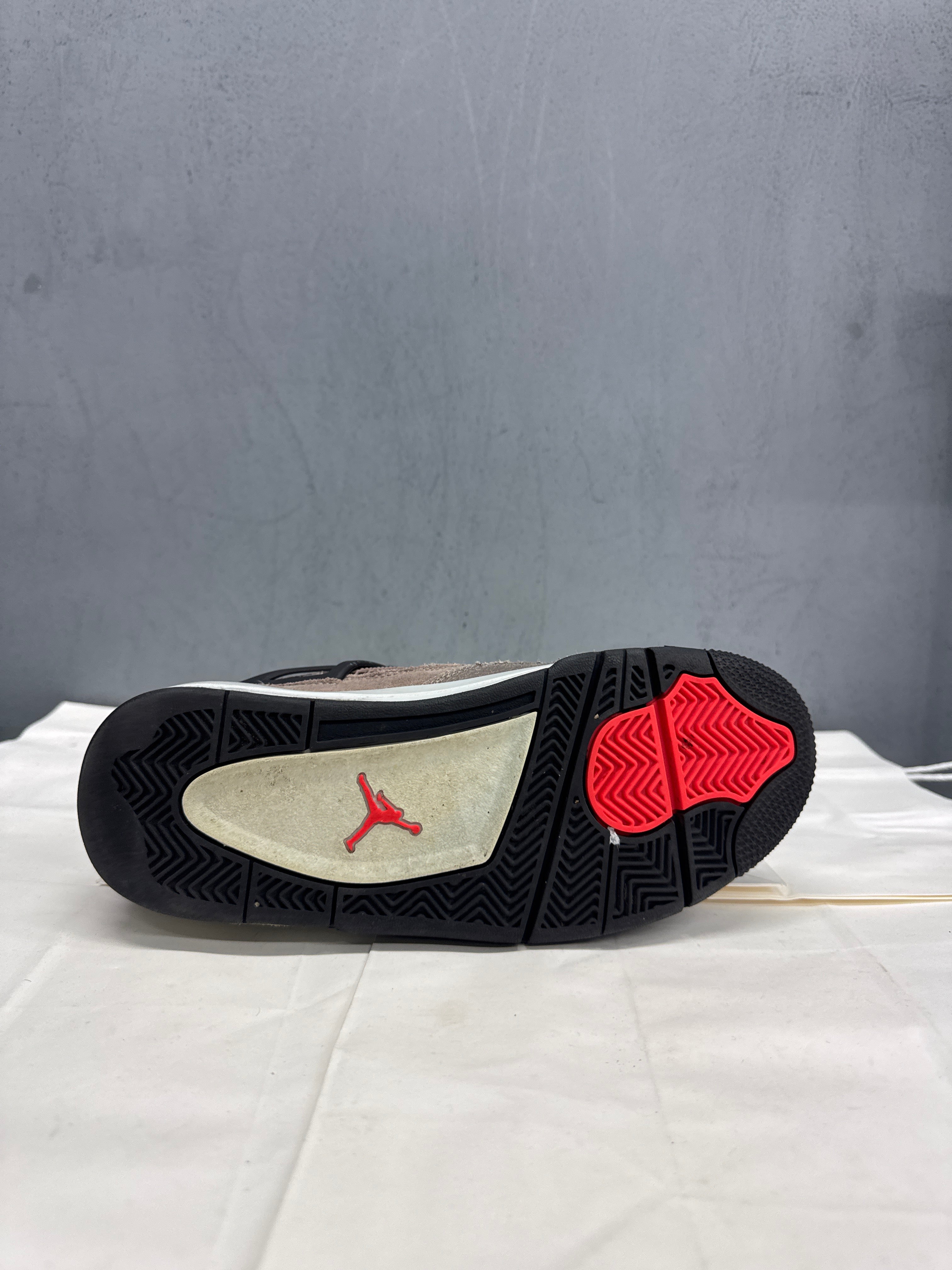 Used Jordan 4 Taupehaze