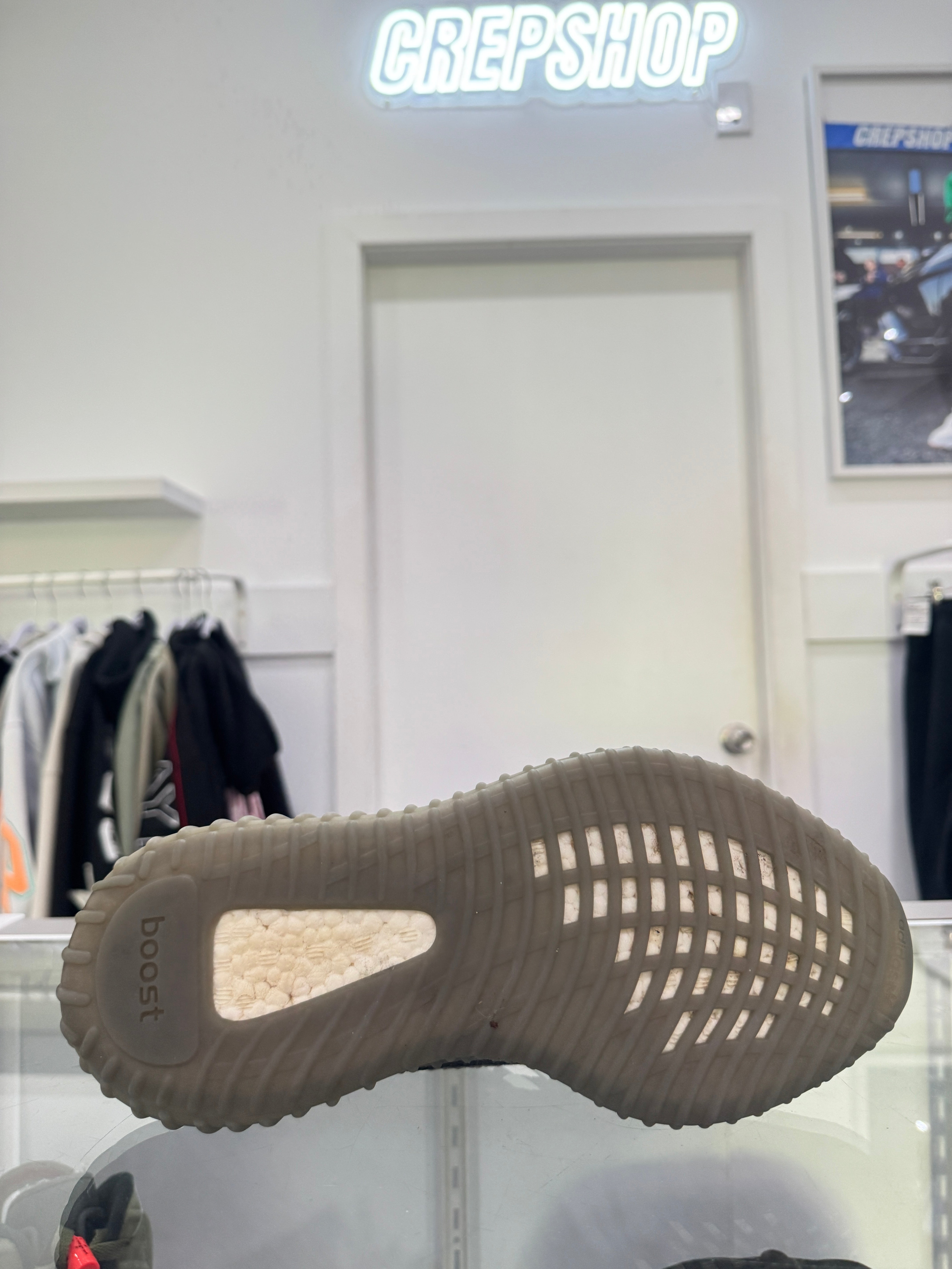 Used Yeezy 350 Beluga 2.0