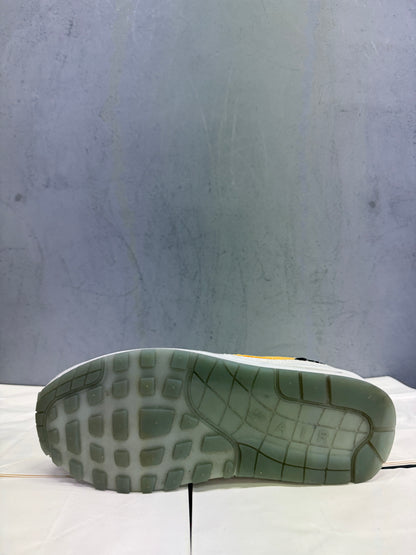 Used Air Max 1 Daisy US Men's 9.5 - Women's 11