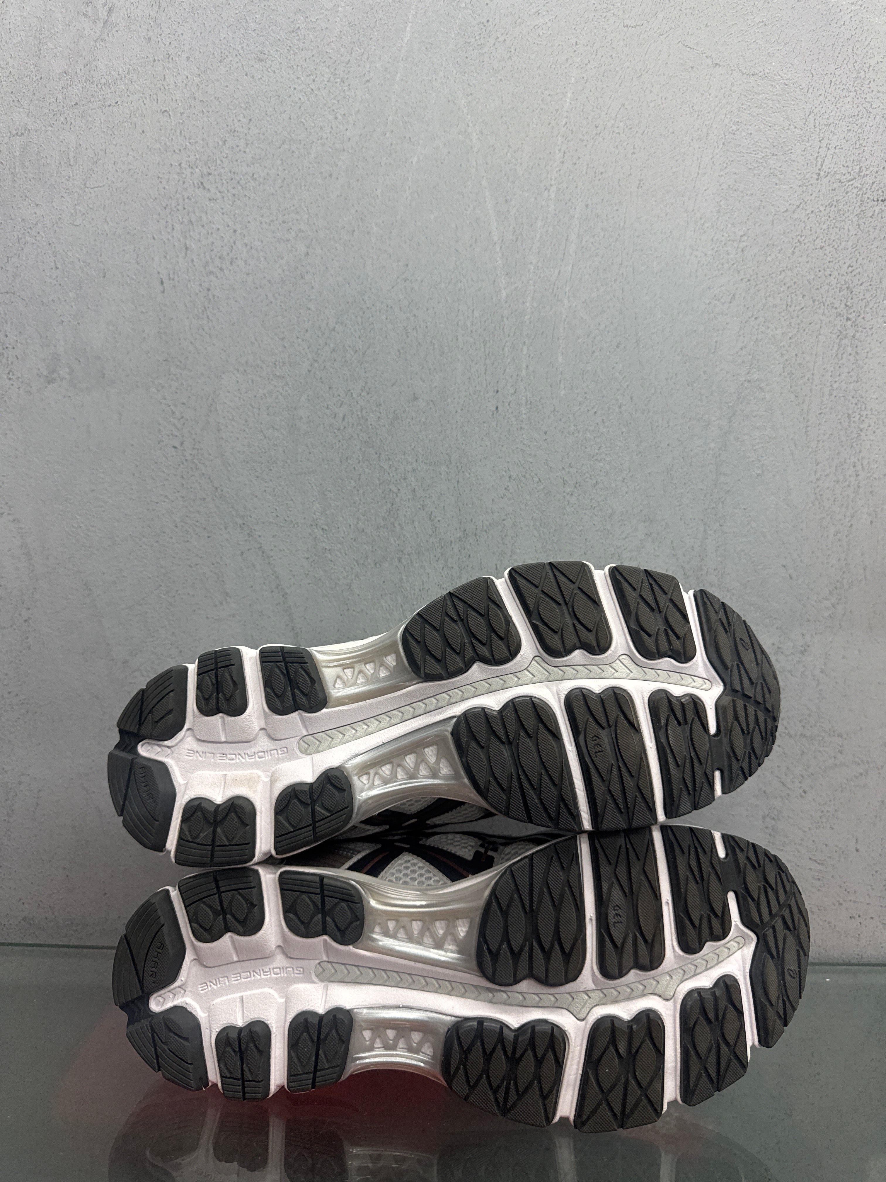 Used ASICS Shoes GEL-Kayano 12.1