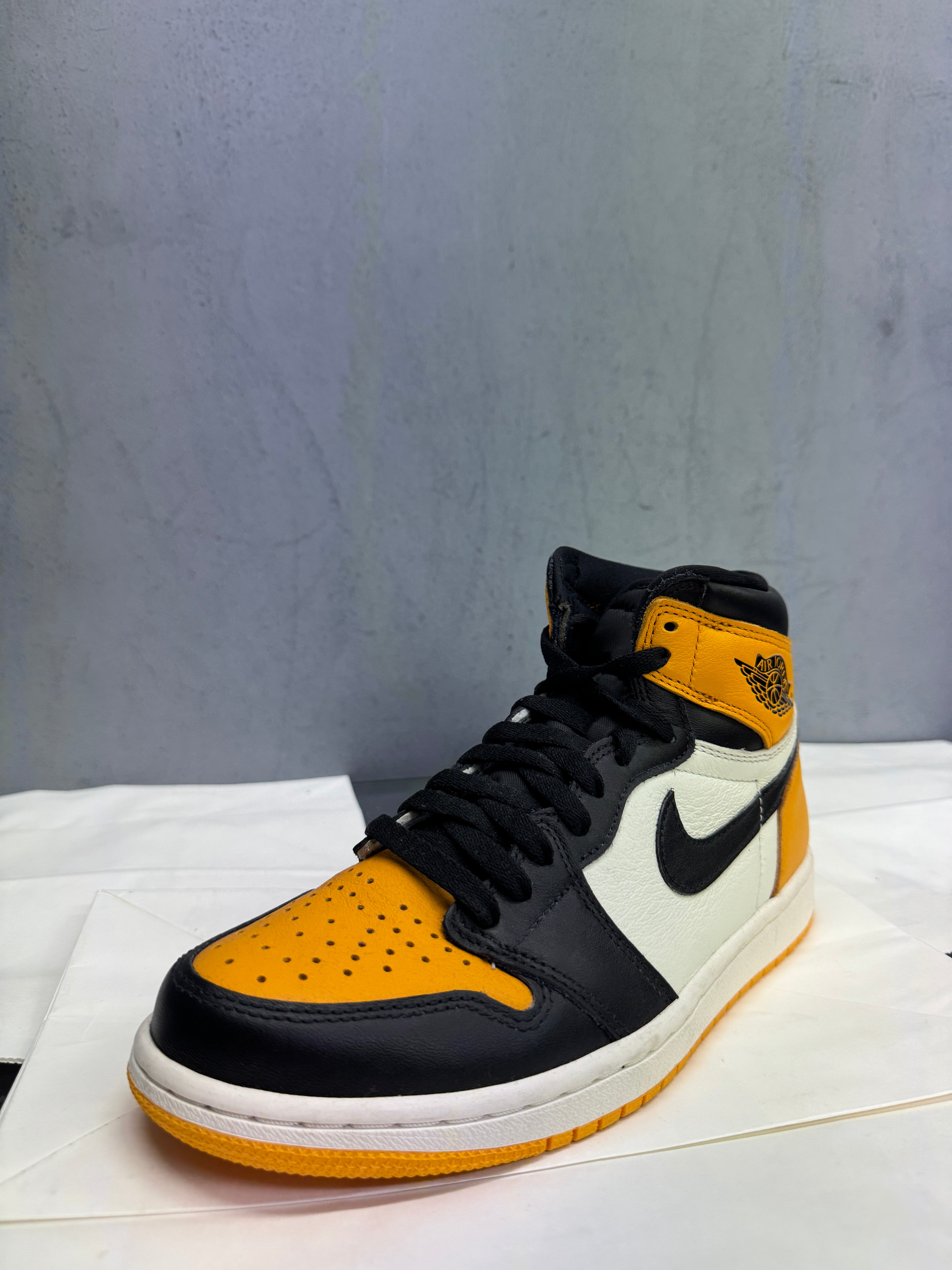 Used Jordan 1 Retro High OG Taxi 7US