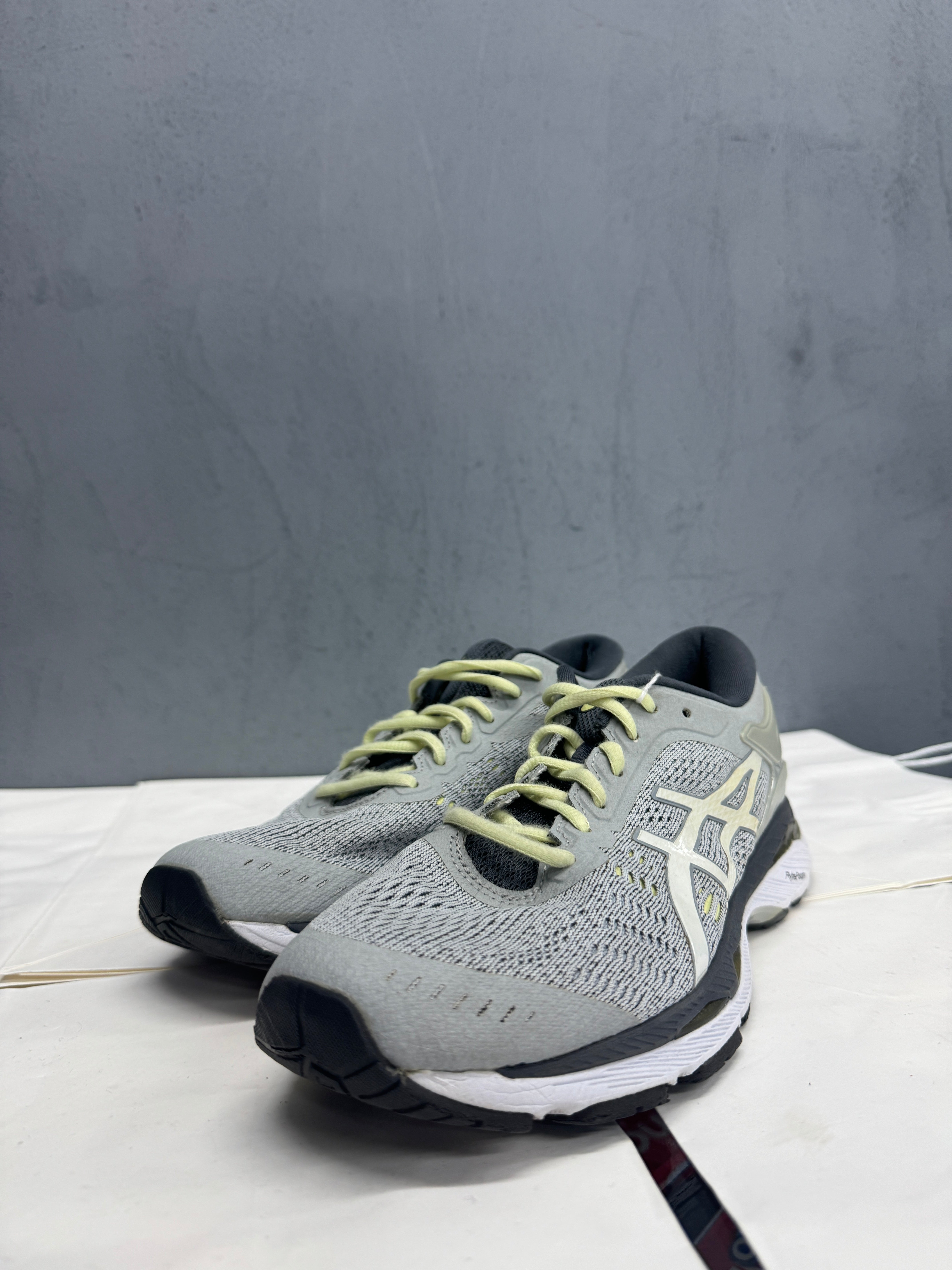 Used GEL-Kayano 24 Glacier Grey Women's