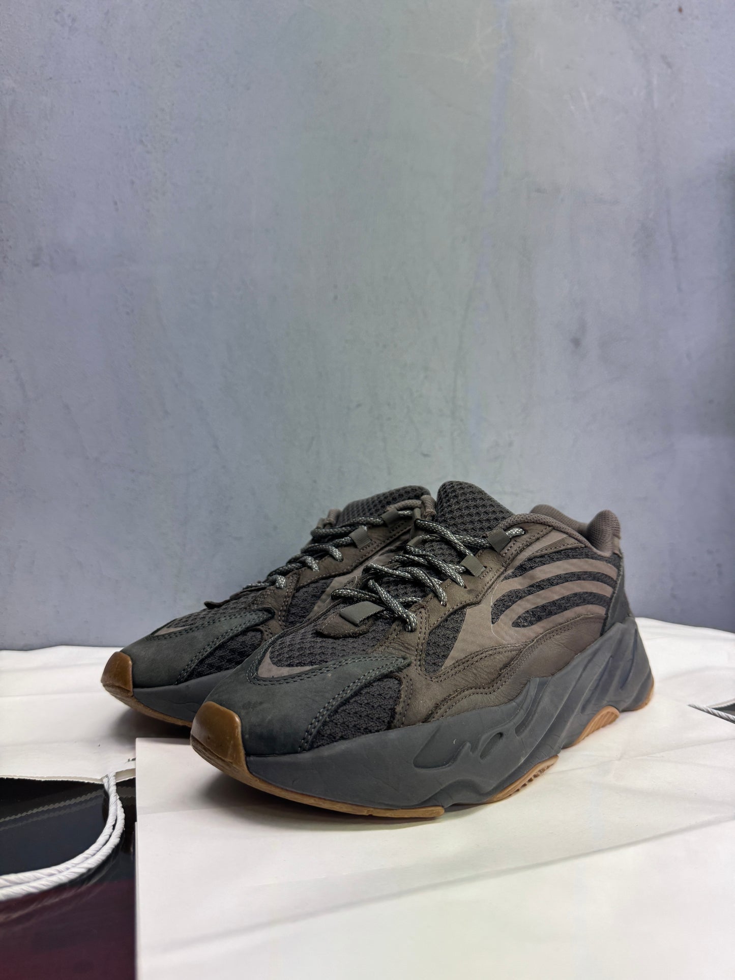 Used Yeezy 700 Dark Grey US Men's 11 - Women's 12.5