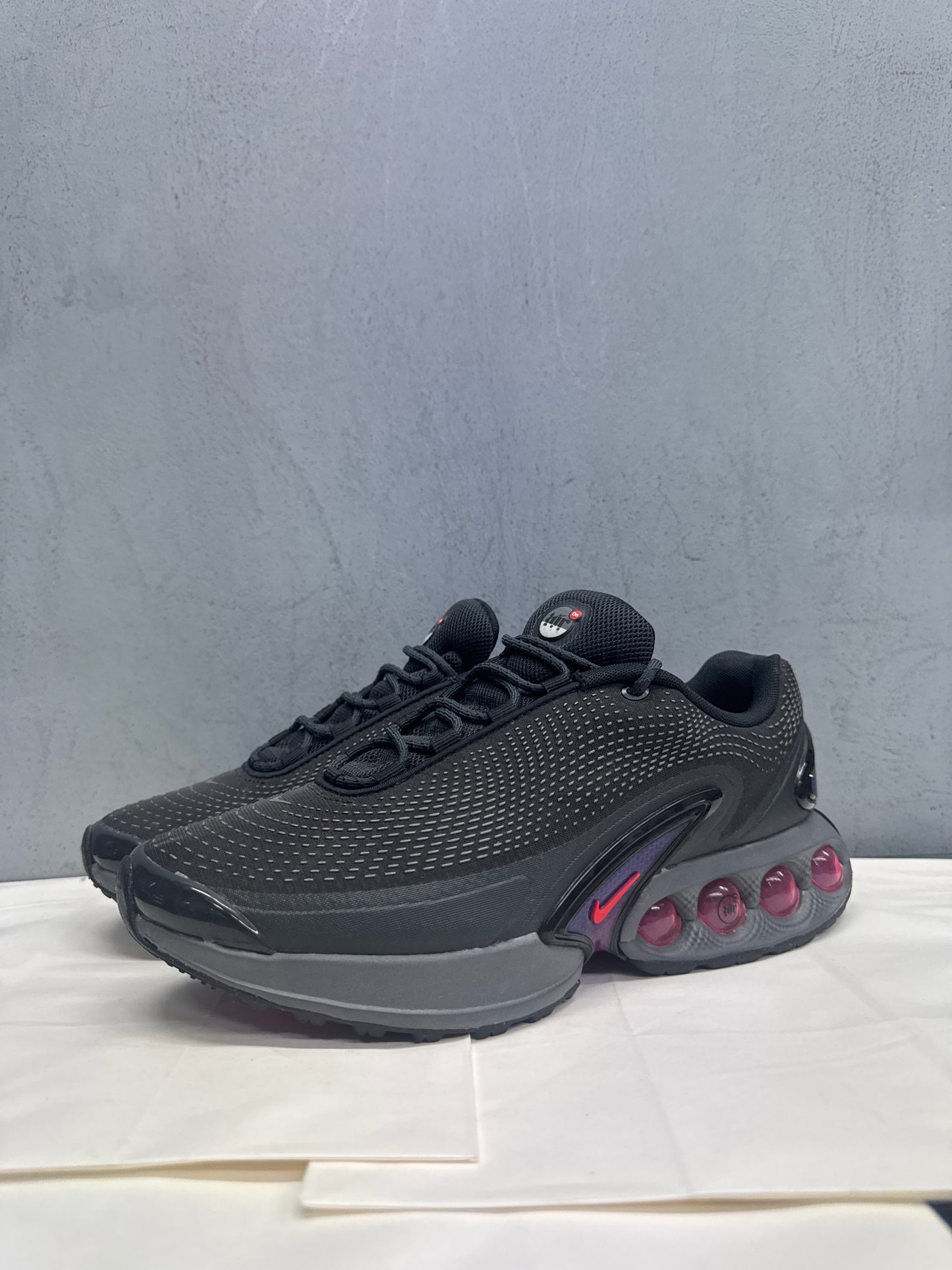 Used Nike Air Max Dn All Night (Women's) mens-10-womens-11-5