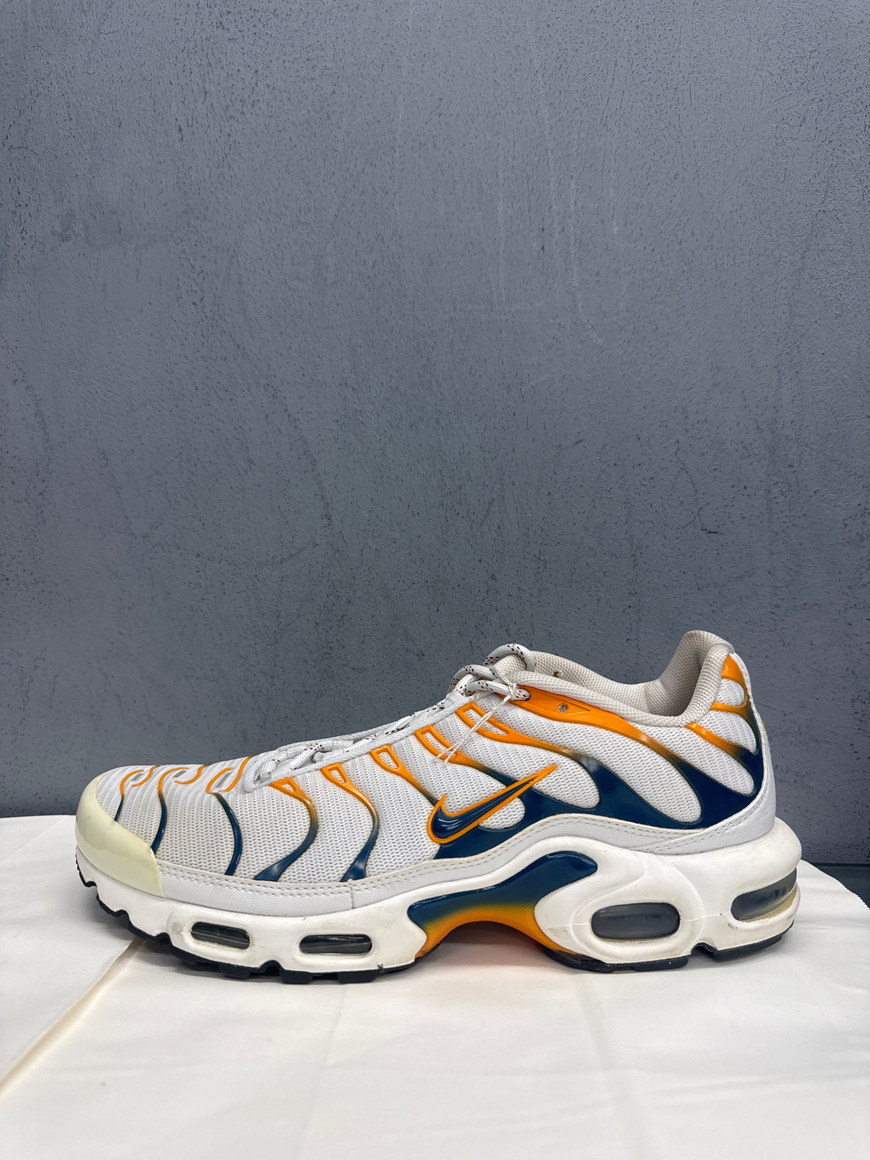 Used Nike Air Max Plus TN 'Kumquat'