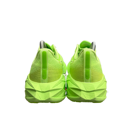 Used ASICS NOVABLASTS 'LIME GREEN' 7
