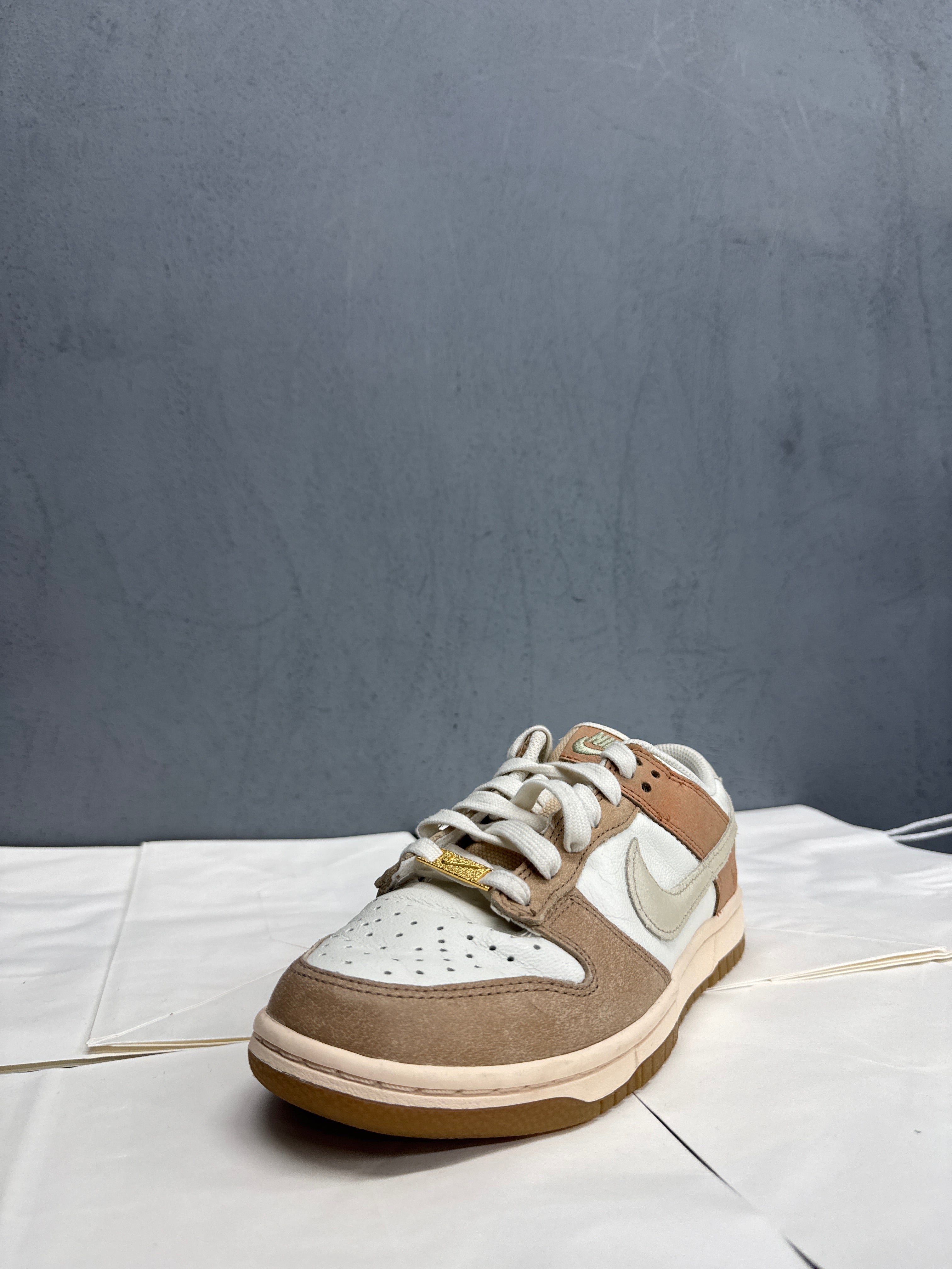 Used Dunk Low Australia Women's