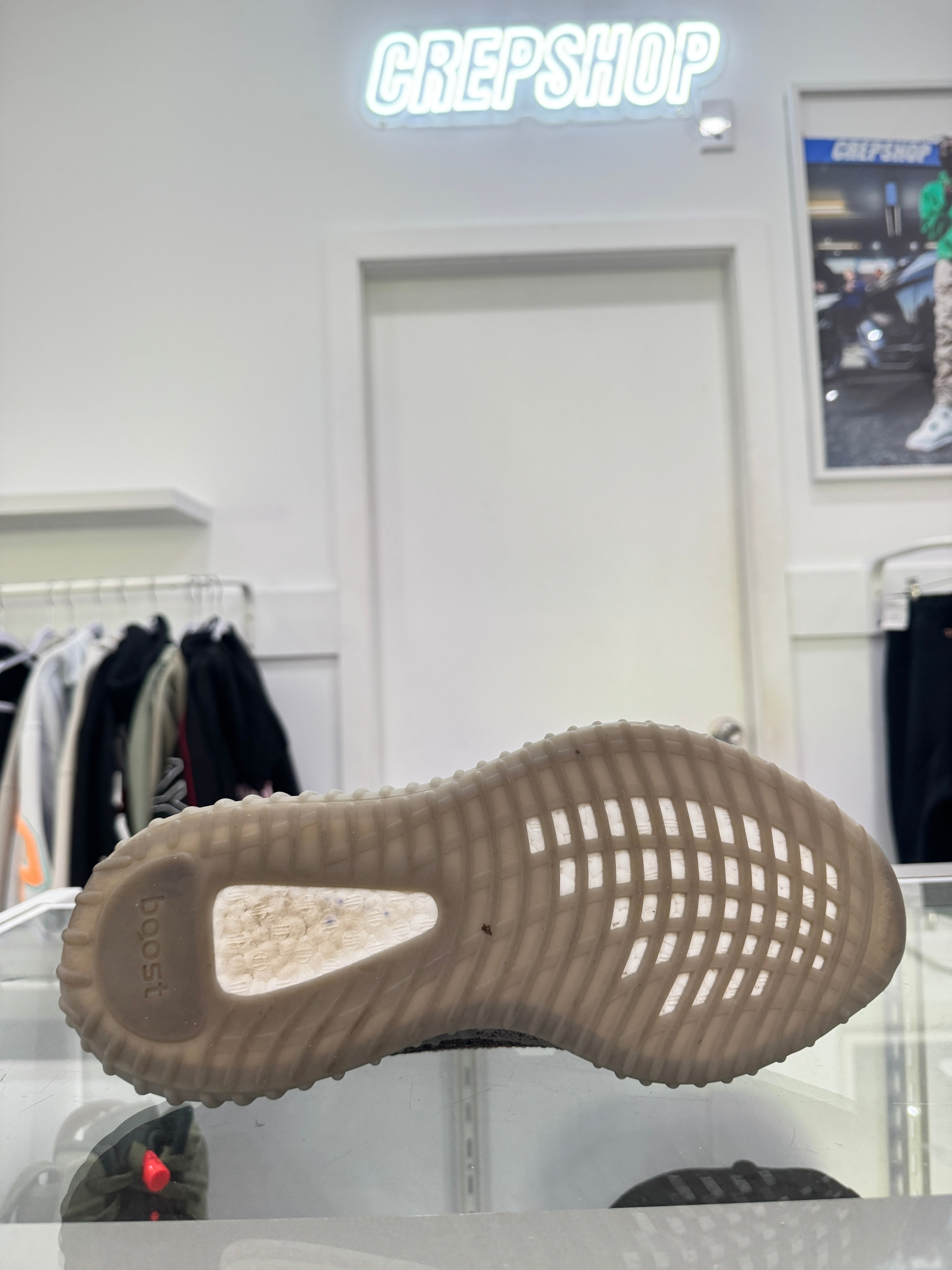 Used Yeezy 350 Beluga