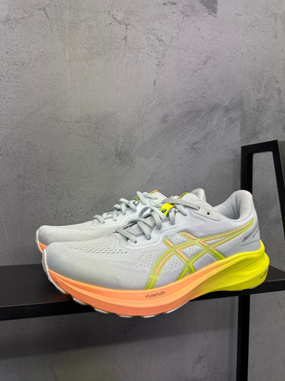 Used GT-1000 13 Paris Blue Yellow US Women's 10 - Men's 8.5