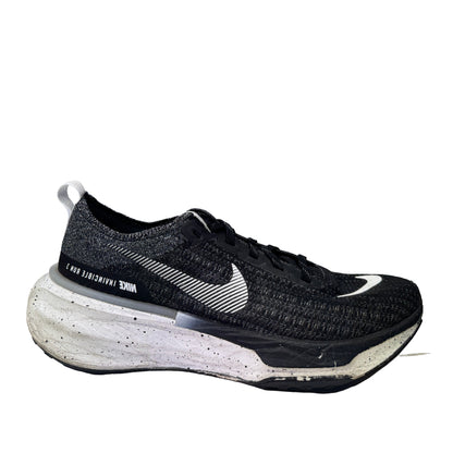 Used Invincible 3 Black White US Men's 10 - Women's 11.5