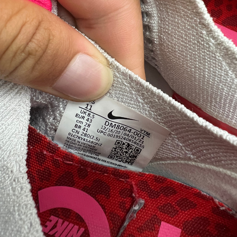 Used React Phantom Run FK2 White Hyper Pink ( Women’s) 11