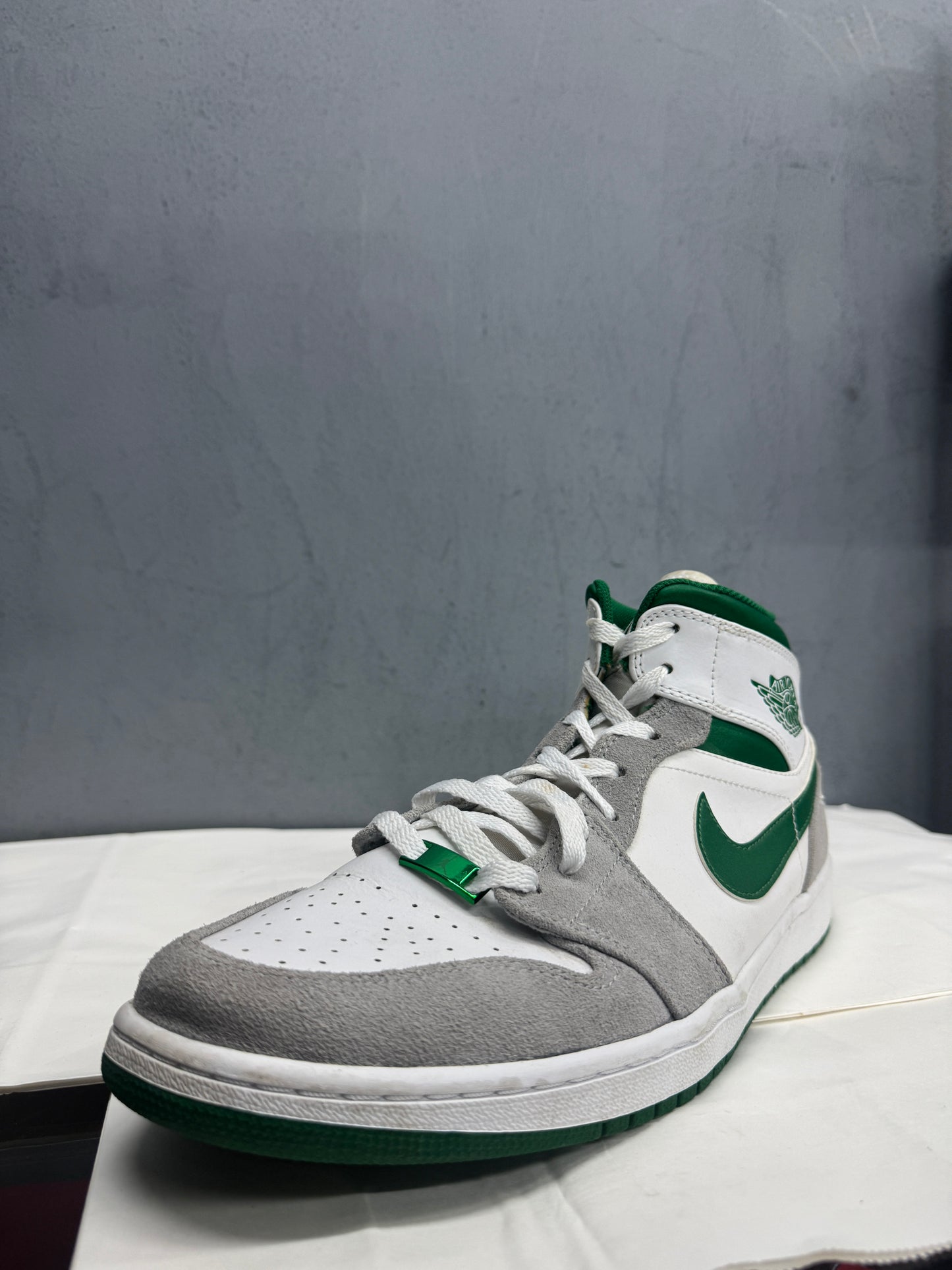 Used Air Jordan 1 Mid SE Grey Pine Green US Men's 13 - Women's 14.5