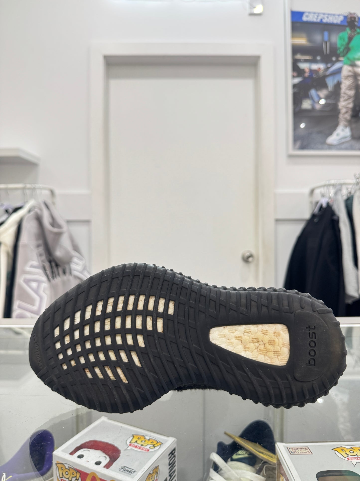 Used Yeezy 350 Onyx Multiple Sizes