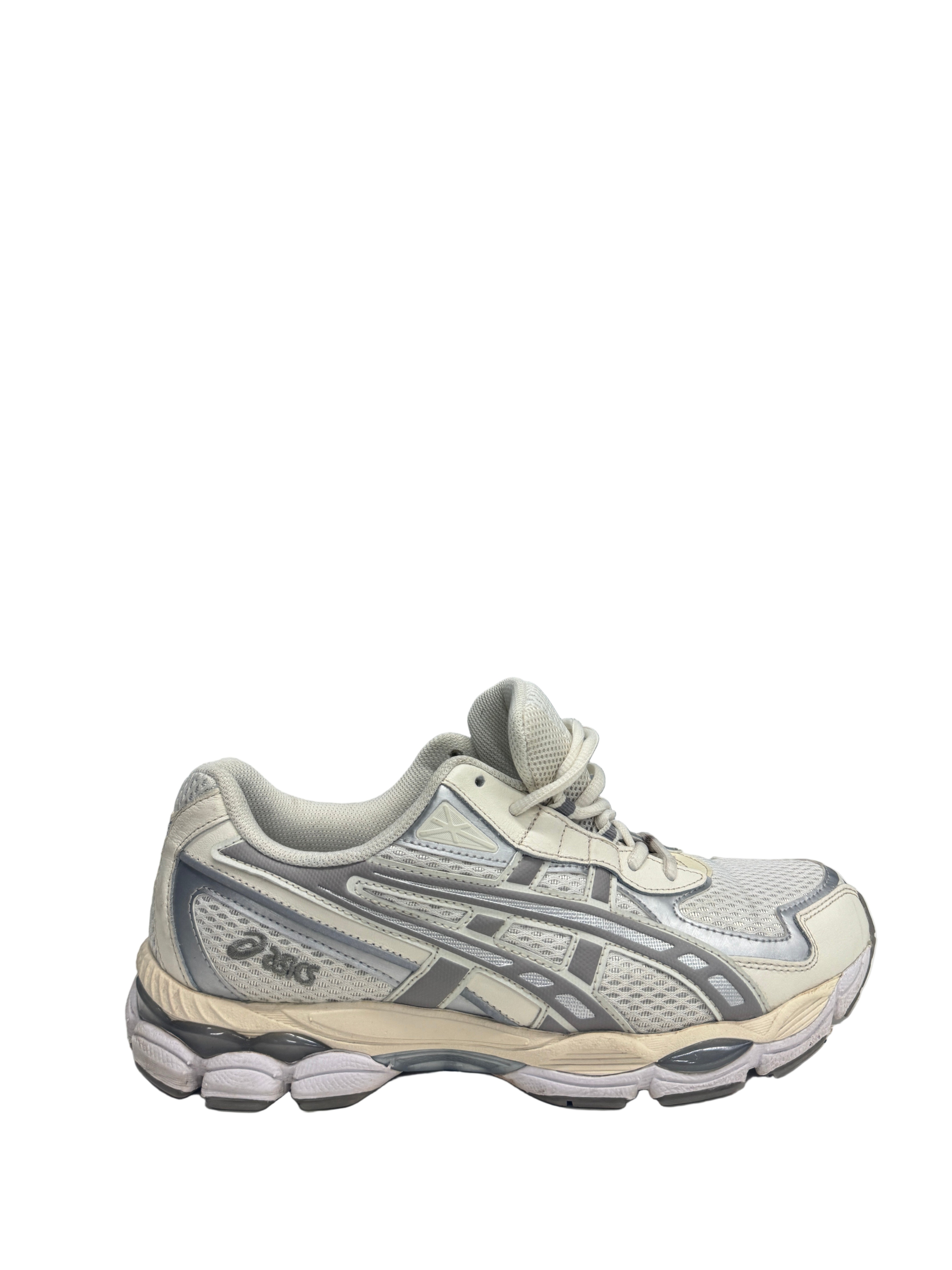 Used GEL-NYC 2055 Cream Steeple Grey