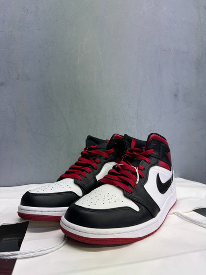 Used Jordan 1 Mid White Red Black US Men's 10.5 - Women's 12