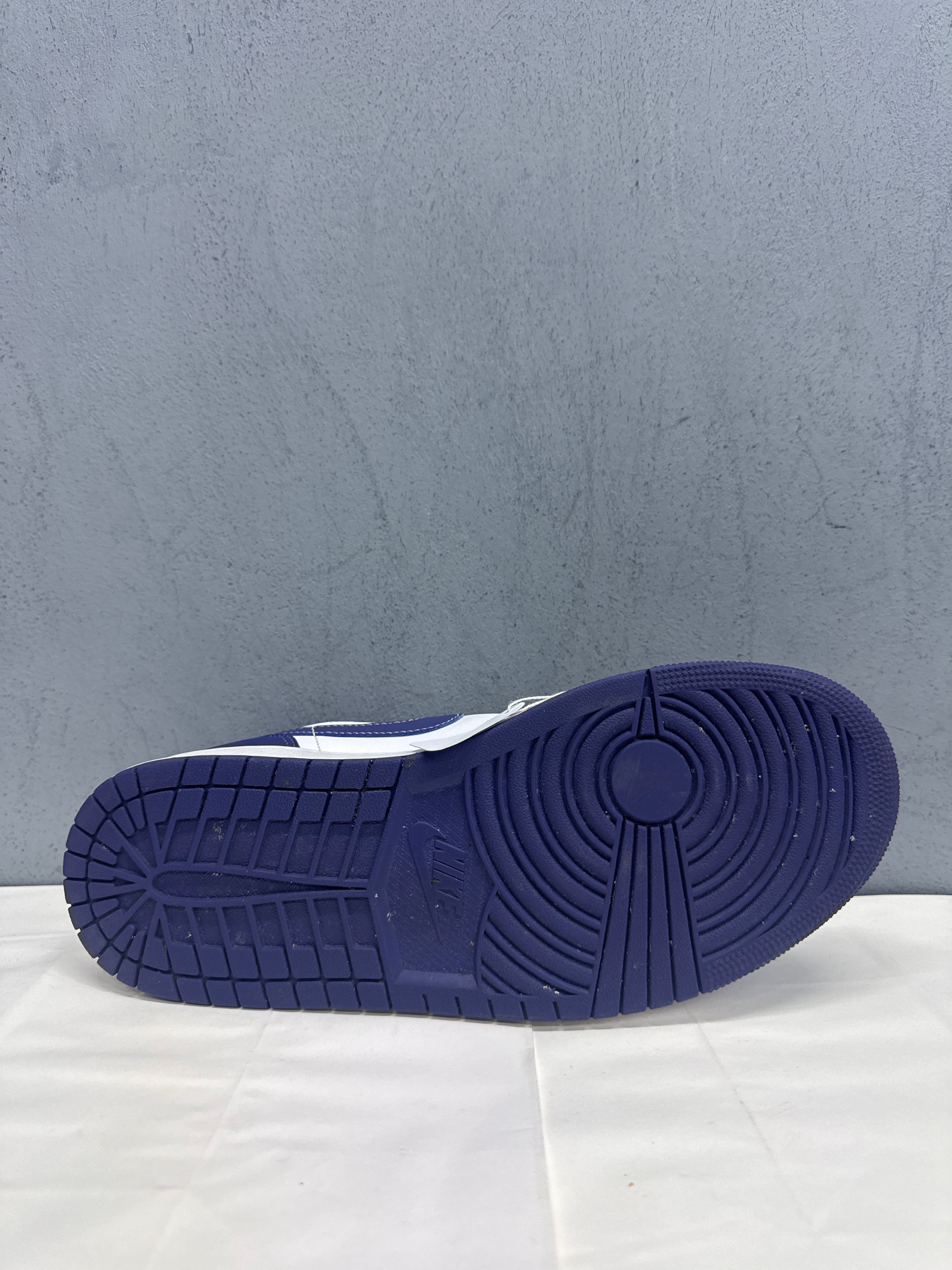 Used Jordan 1 Low Sky J Purple