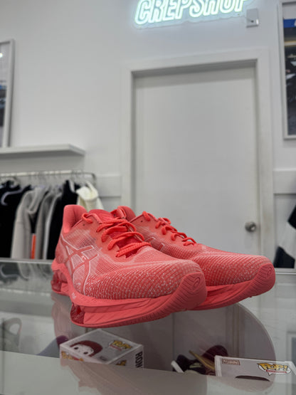Used ASICS GEL-Kinsei Blast Coral